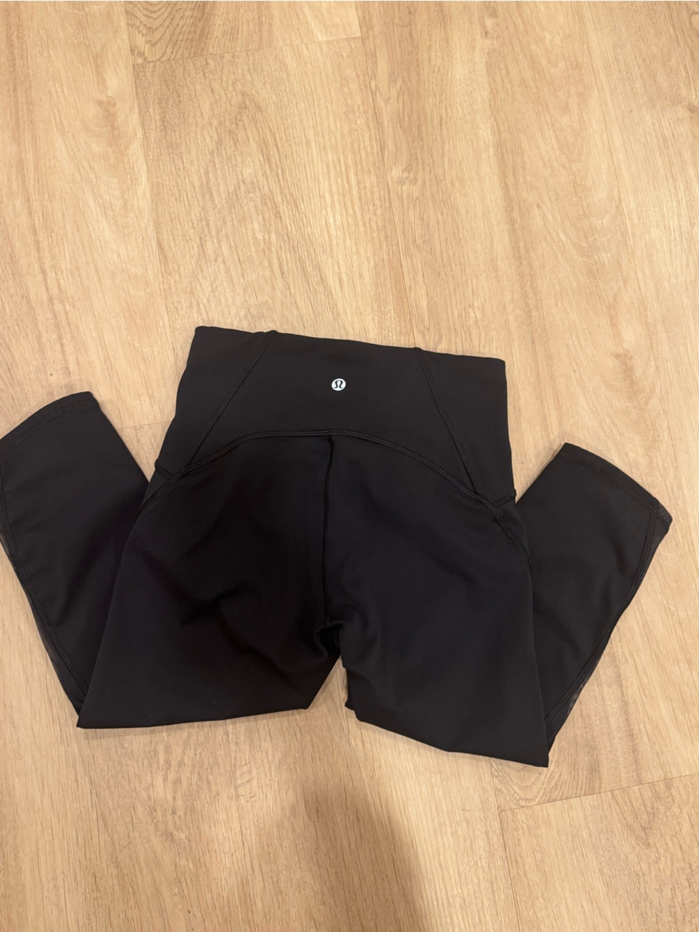 Lululemon Capri Leggings Size 6 – Excellent Condition